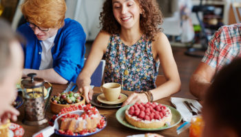 Learn more how to have clean teeth for your holiday party